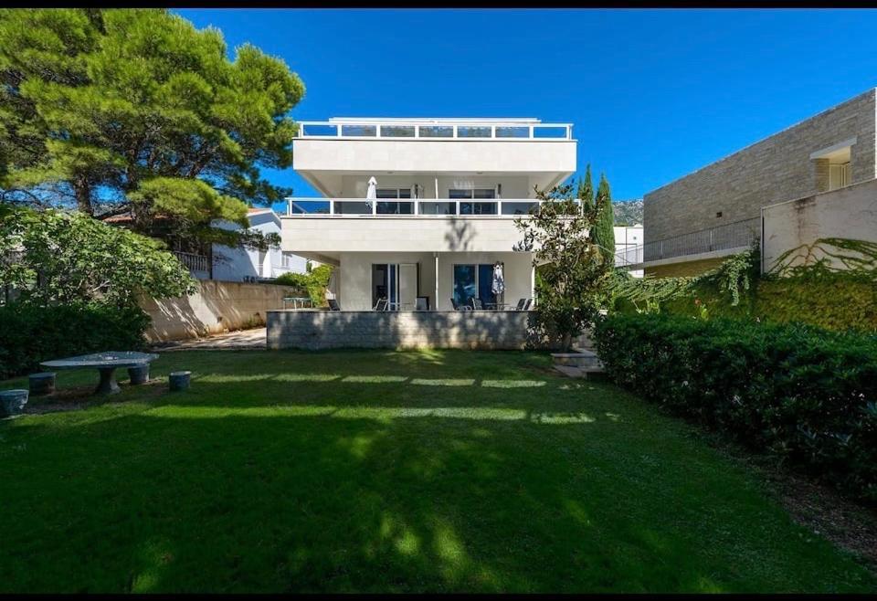 Apartment Promenade Zlatni Rat Bol Bagian luar foto